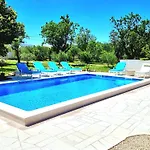 Rosea Domus Zadarvillas Vila *