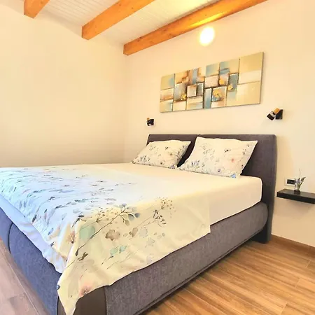 Rosea Domus Zadarvillas *