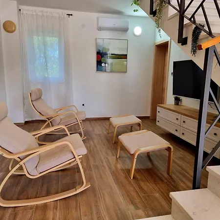 Rosea Domus Zadarvillas Podlug