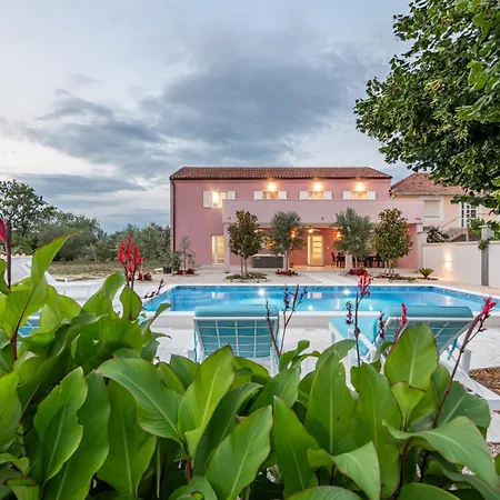 Villa Rosea Domus Zadarvillas *